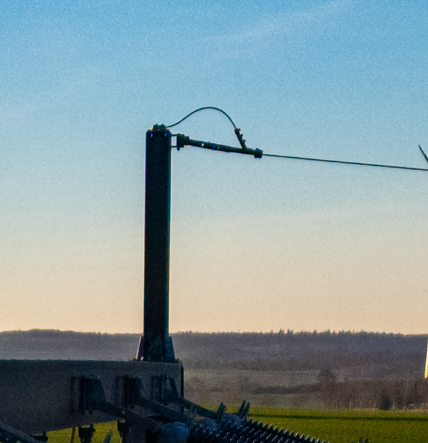 STRUCT_GroundingClamp