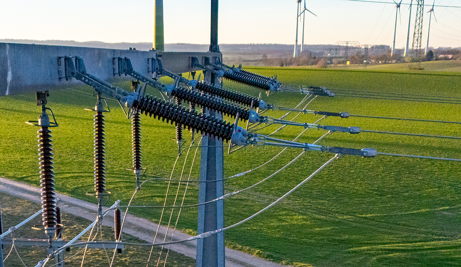 STRUCT_InsulatorLine