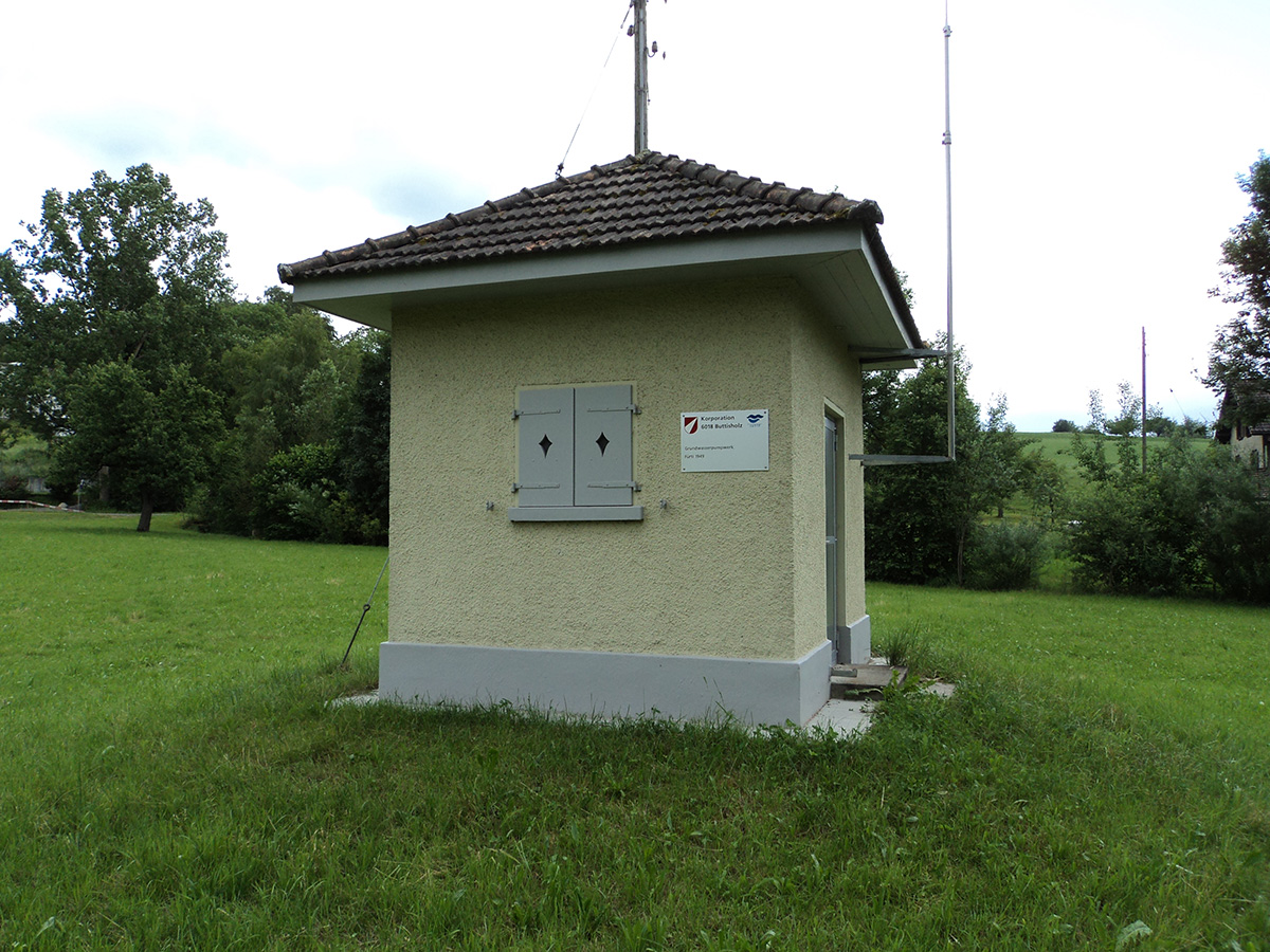 Groundwater pump station