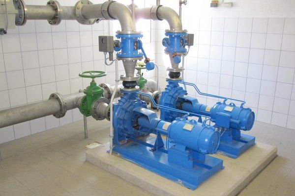 Poste de pompage à étages (https://www.ew-sevelen.ch/de/wasser)